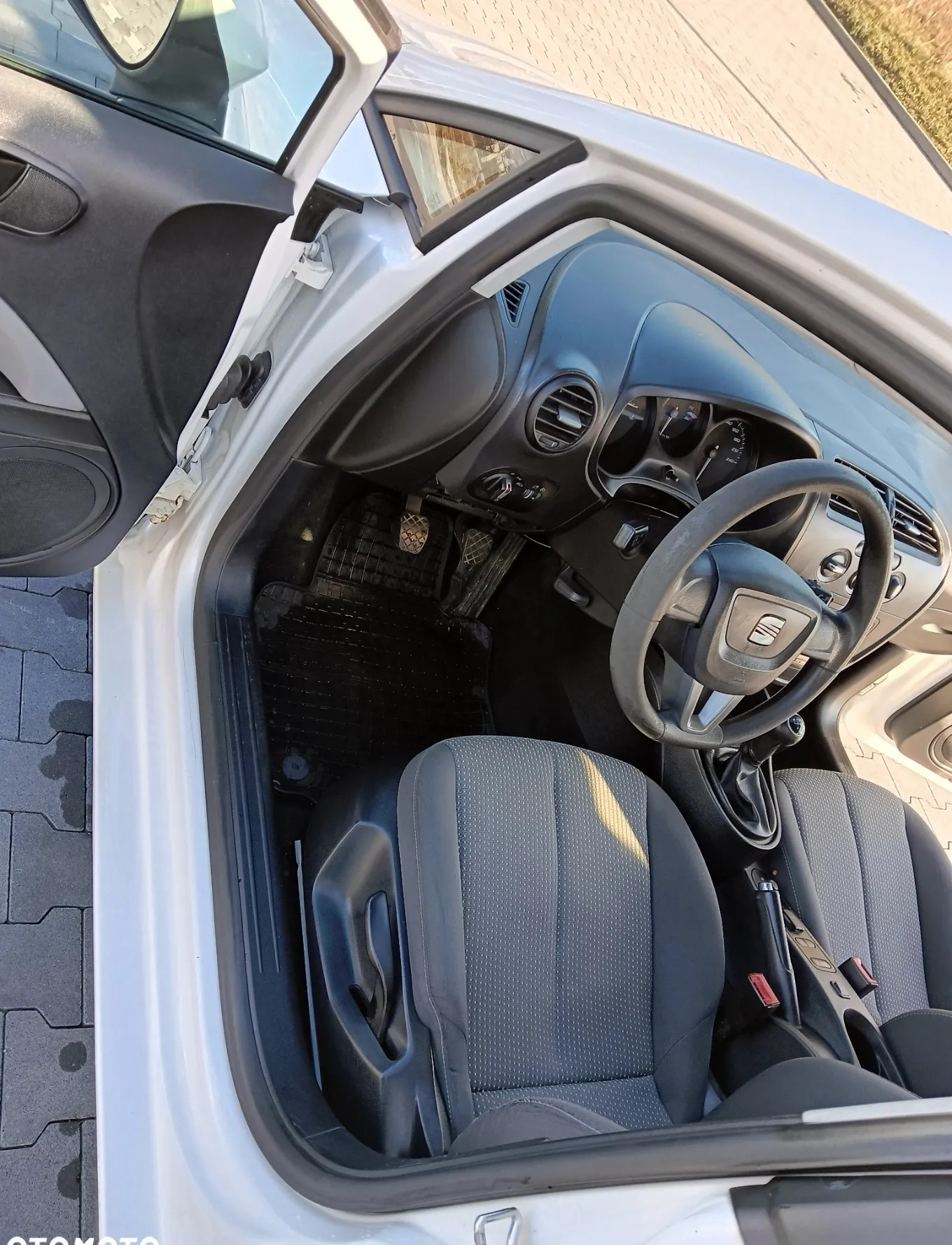 Seat Leon cena 20500 przebieg: 202500, rok produkcji 2010 z Wrocław małe 436